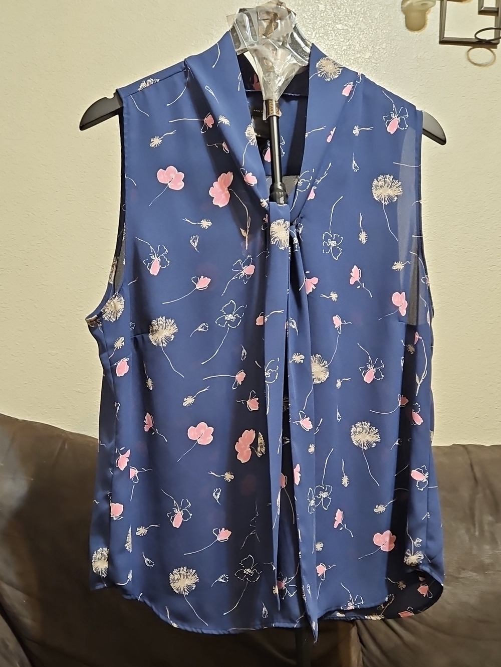 Ann Taylor Navy Floral Tie-Neck Sleeveless Blouse